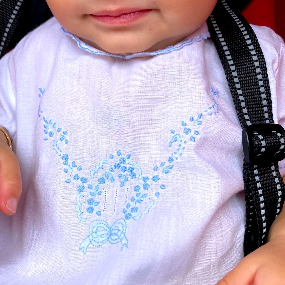 😇😇Gorgeous Alba hand embroidered infant bubble